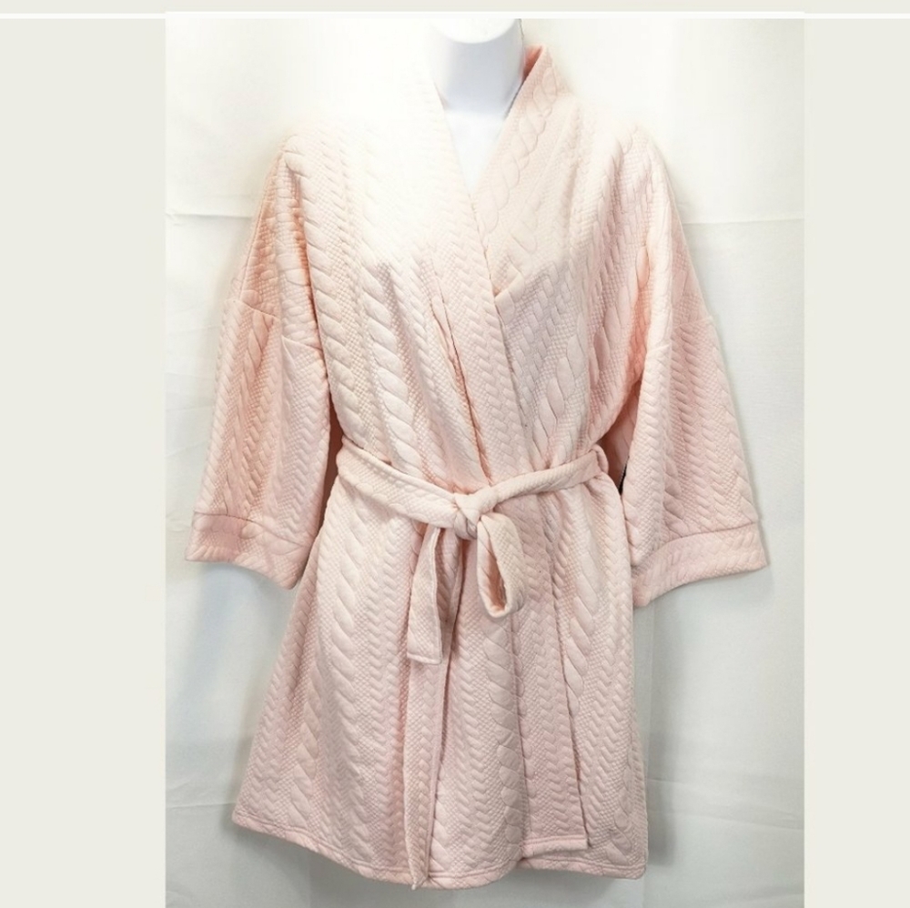 🚩🚩FINAL SALE 🚩🚩Tahari Bath robe - Picture 4 of 8